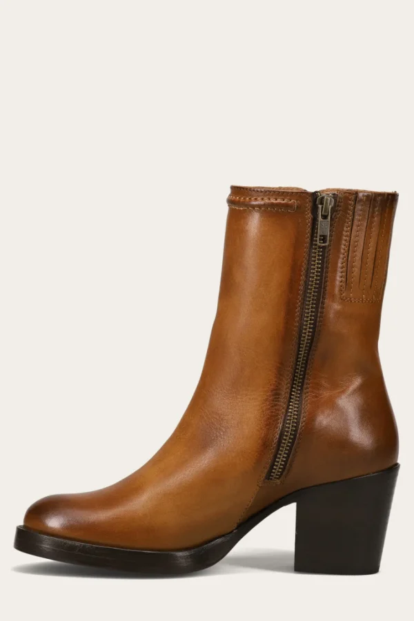 Frye Jean Short Inside Zip Hot